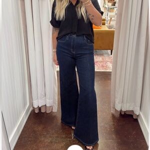 New Women's Dark Blue high rise Wide-Leg  stretch flare Jeans size 7